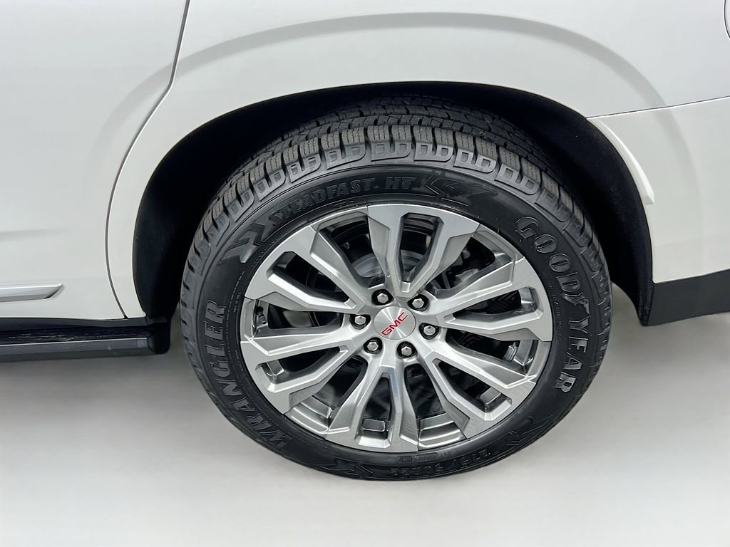 Certified 2024 GMC Yukon Denali w/ Denali Reserve Package AWD/4WD image 33