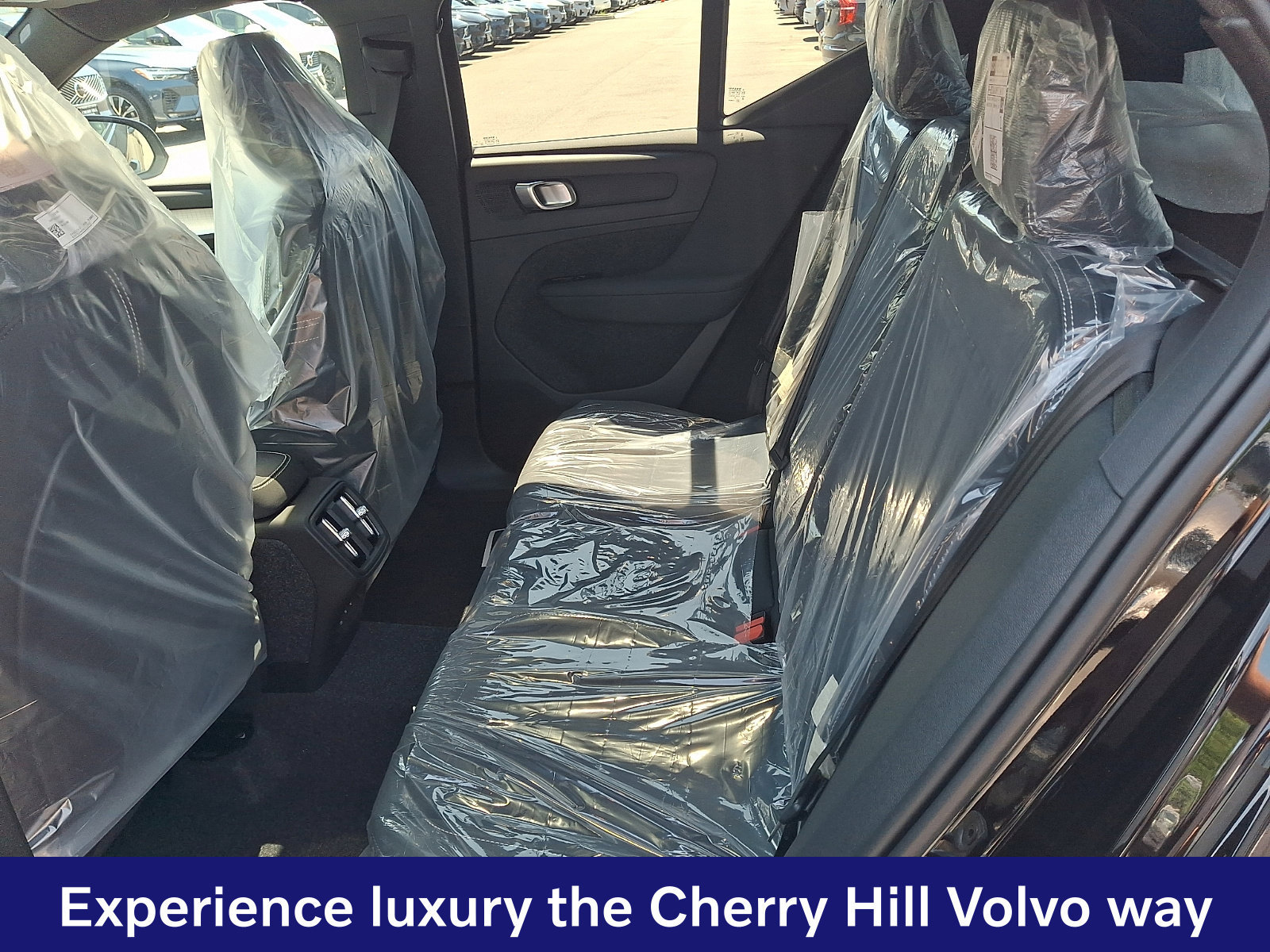 New 2026 Volvo XC40 B5 Ultra w/ Protection Package Premier AWD/4WD image 7