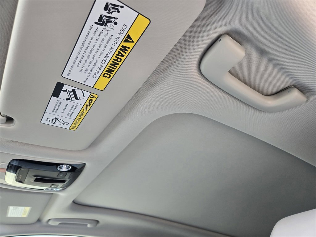 New 2026 Kia Sportage EX w/ EX Panorama Roof Package image 18