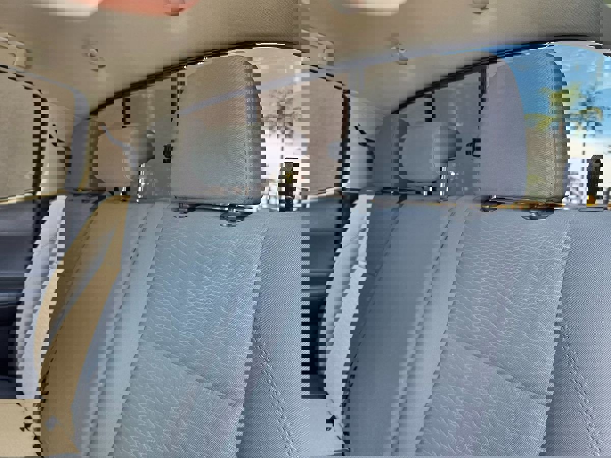 Used 2018 Toyota Tacoma SR5 image 20