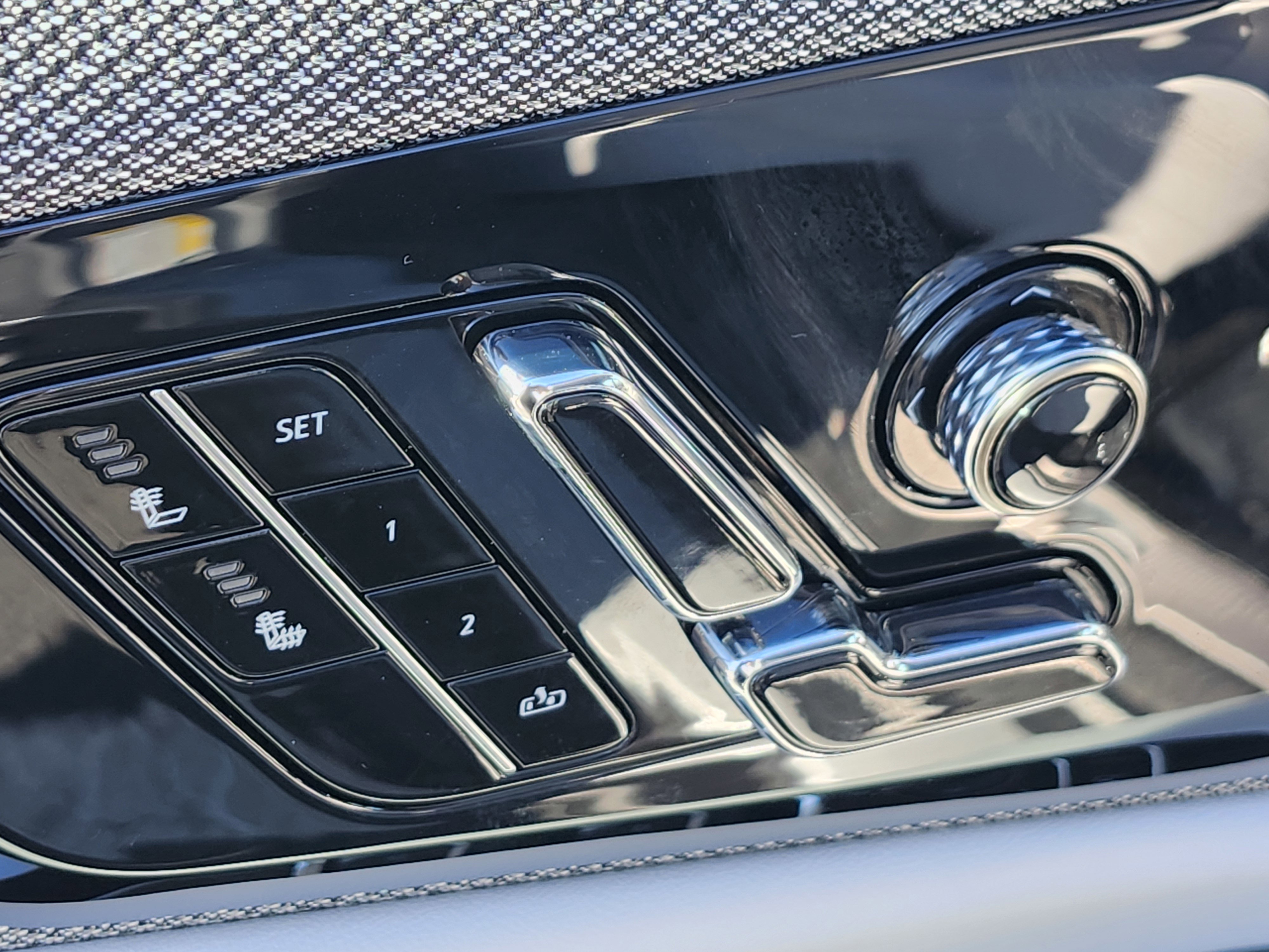 Used 2025 Cadillac Optiq Sport 1 image 20