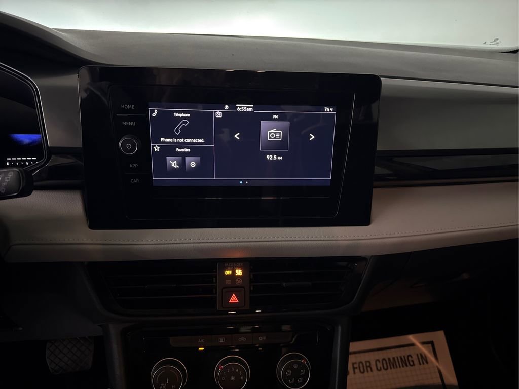Used 2025 Volkswagen Taos S image 38
