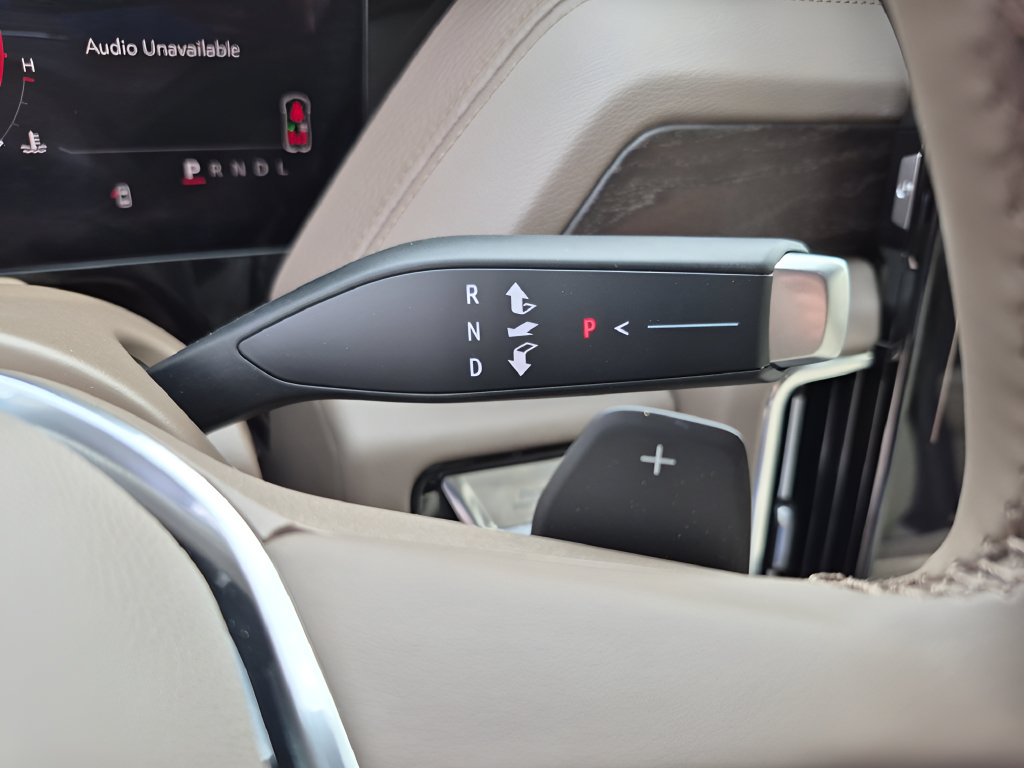 New 2026 GMC Yukon Denali w/ Denali Reserve Package AWD/4WD image 27