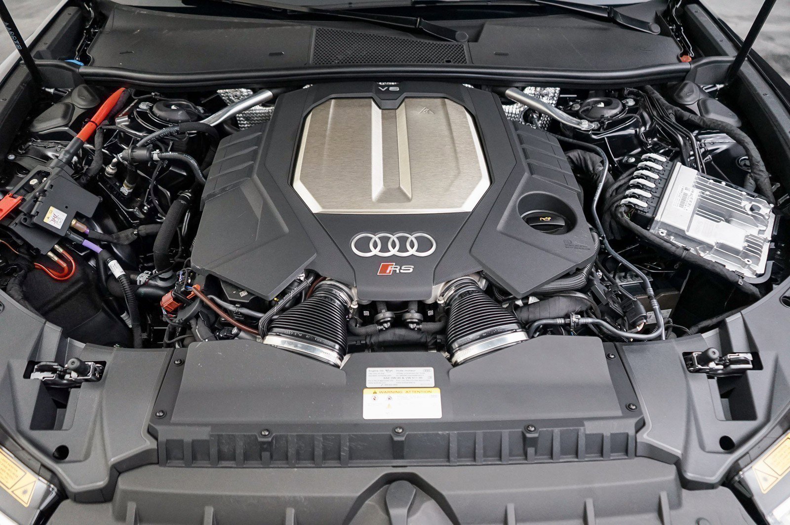 Used 2024 Audi RS 6 performance image 37