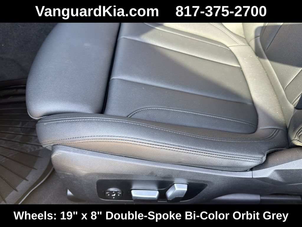 Used 2021 BMW 430i Coupe w/ Convenience Package RWD image 16