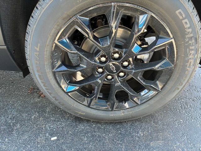 New 2026 Chevrolet Traverse LT w/ Midnight/Sport Edition AWD/4WD image 11