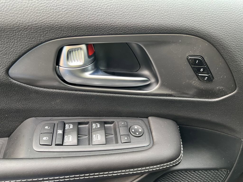 New 2026 Chrysler Pacifica Select image 14