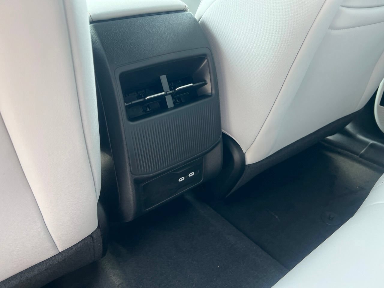 New 2026 Jeep Cherokee Limited AWD/4WD image 17