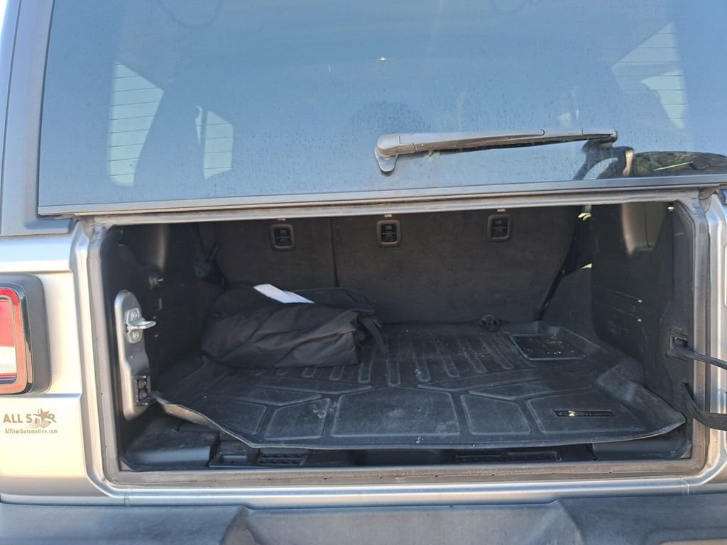 Used 2020 Jeep Wrangler Unlimited Sport S image 23