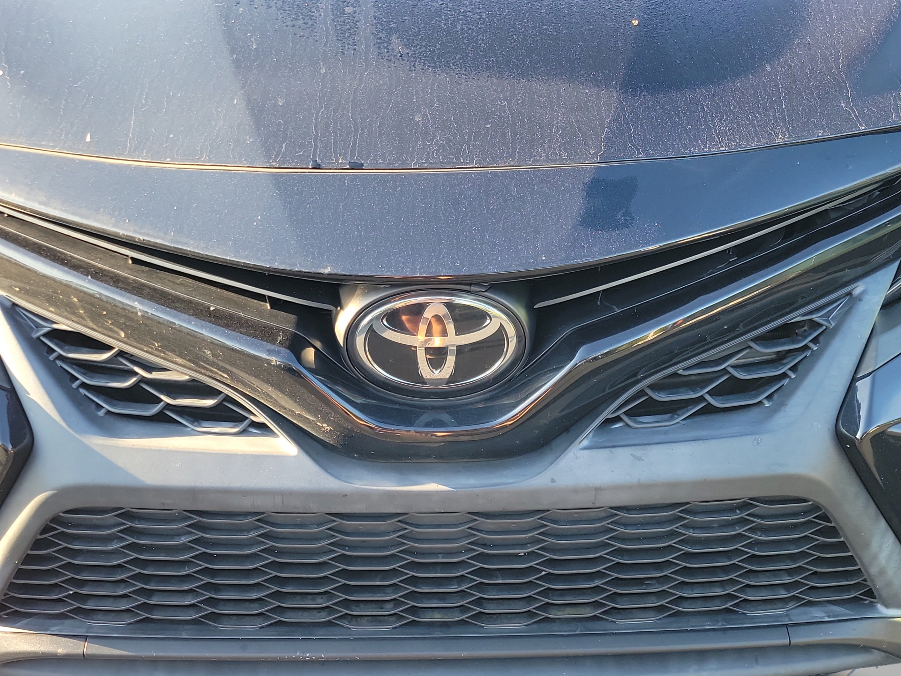 Used 2022 Toyota Camry SE w/ Audio Upgrade Package FWD image 13