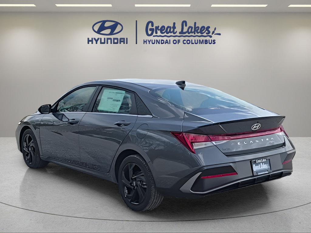 New 2026 Hyundai Elantra SEL Sport Premium w/ Cargo Package FWD image 3
