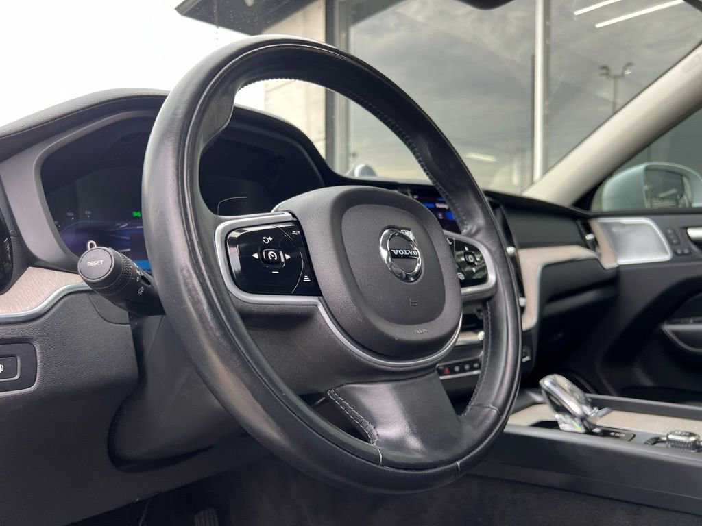 Used 2022 Volvo XC60 T8 Inscription w/ Advanced Package image 36