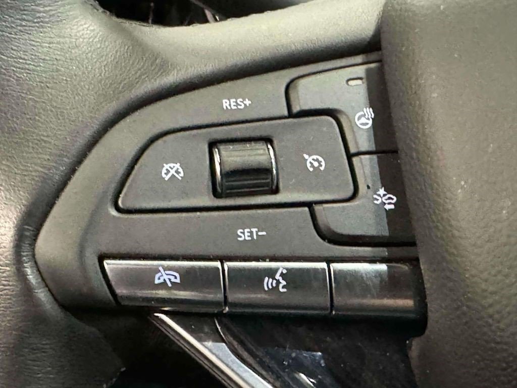 Certified 2025 Cadillac XT6 Premium Luxury image 24