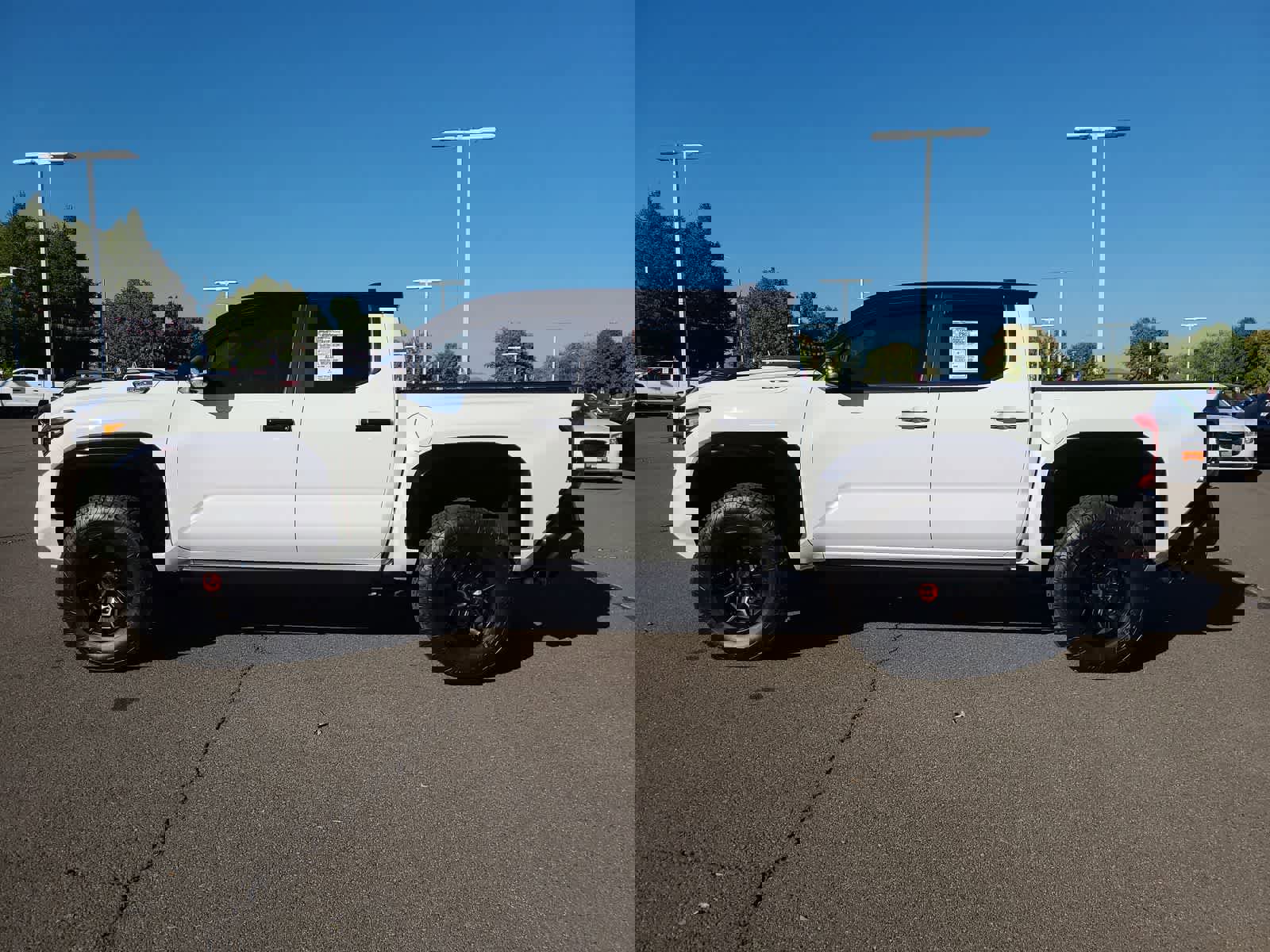 Used 2025 Toyota Tacoma Limited image 11