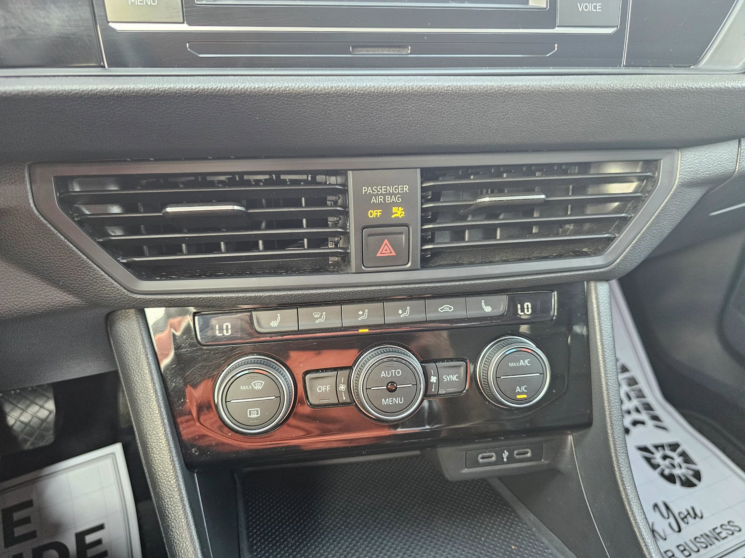 Used 2022 Volkswagen Jetta SE image 26