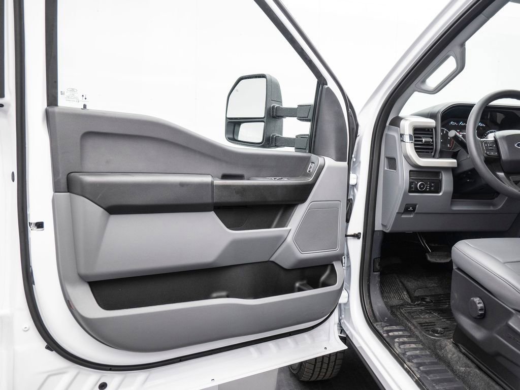 New 2024 Ford F350 XL w/ XL Chrome Package image 10