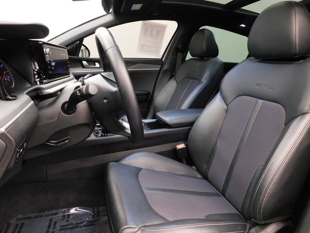 Used 2023 Kia K5 GT-Line image 14