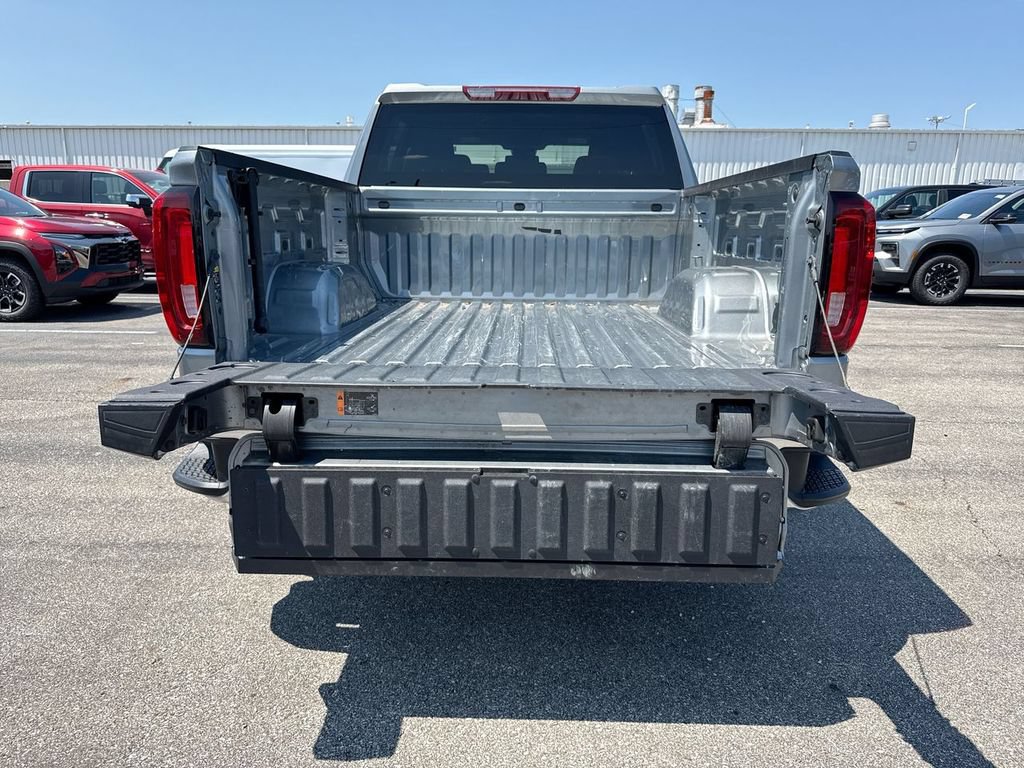 Certified 2025 GMC Sierra 1500 SLT AWD/4WD image 24
