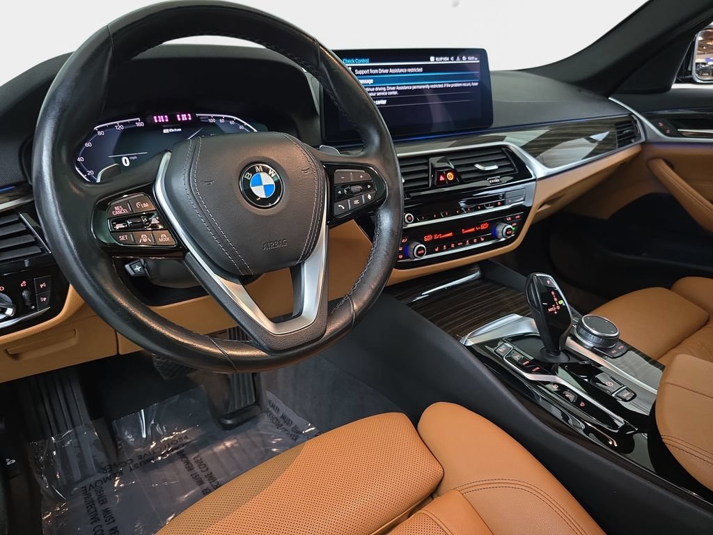 Used 2021 BMW 530e RWD image 12