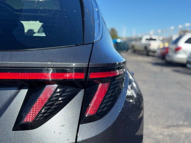 Used 2022 Hyundai Tucson Limited image 9