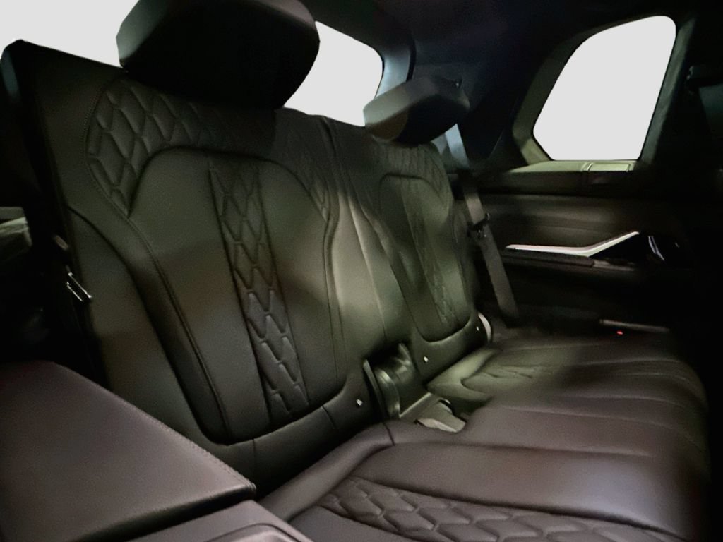 New 2027 BMW X7 M60i AWD/4WD image 29