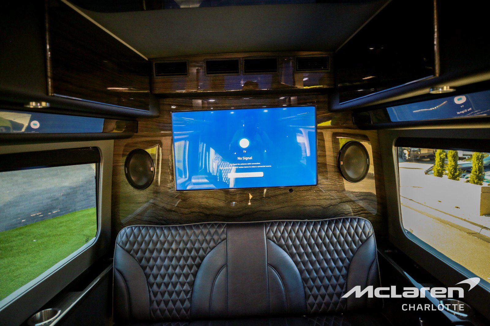 Used 2020 Mercedes-Benz Sprinter 3500 w/ Windows All Around Package image 26