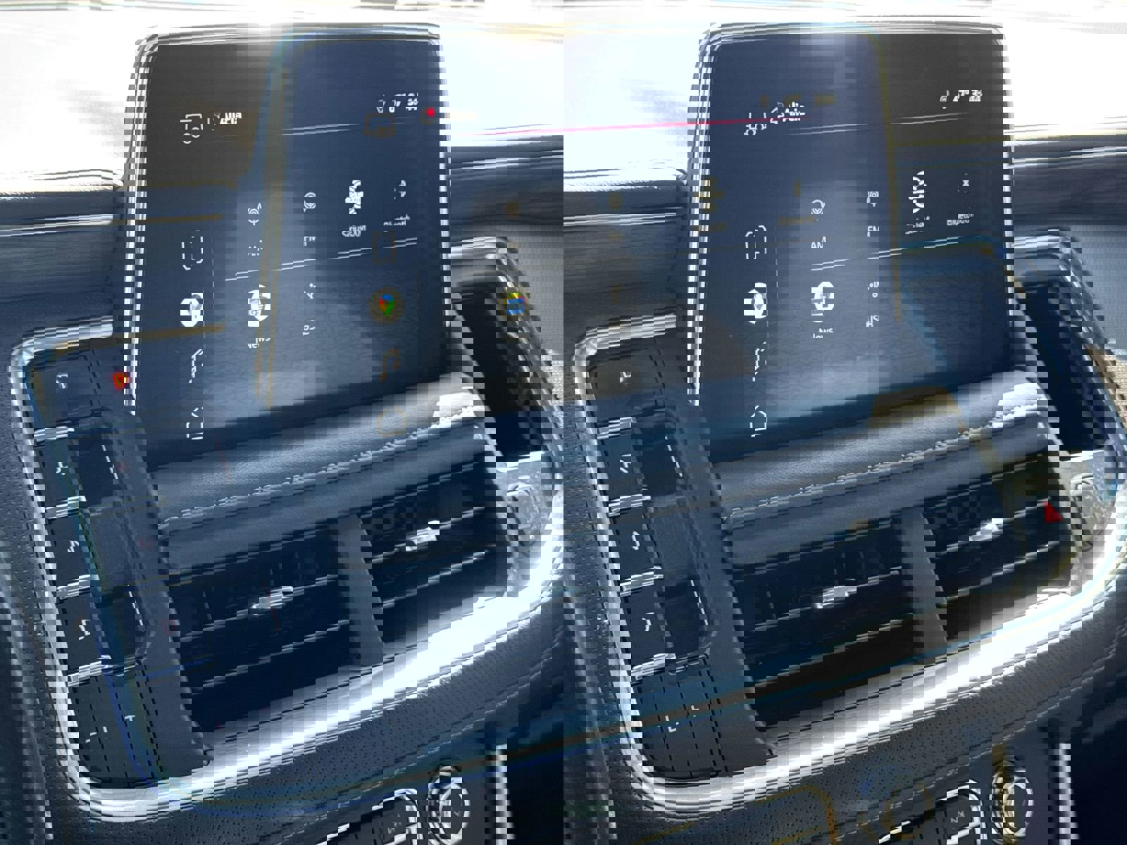 Used 2022 GMC Yukon SLT w/ SLT Premium Package image 23