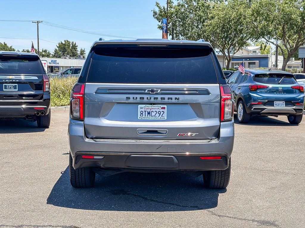 Used 2021 Chevrolet Suburban RST w/ Luxury Package AWD/4WD image 3