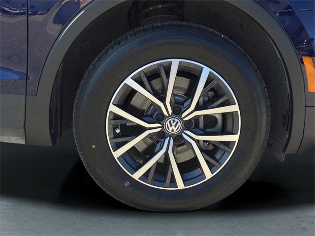 Used 2021 Volkswagen Tiguan S image 9