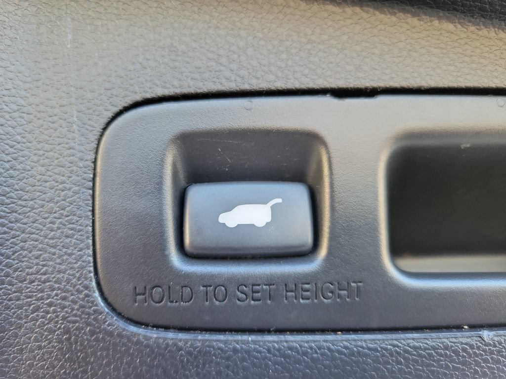 Certified 2017 Honda CR-V Touring image 12