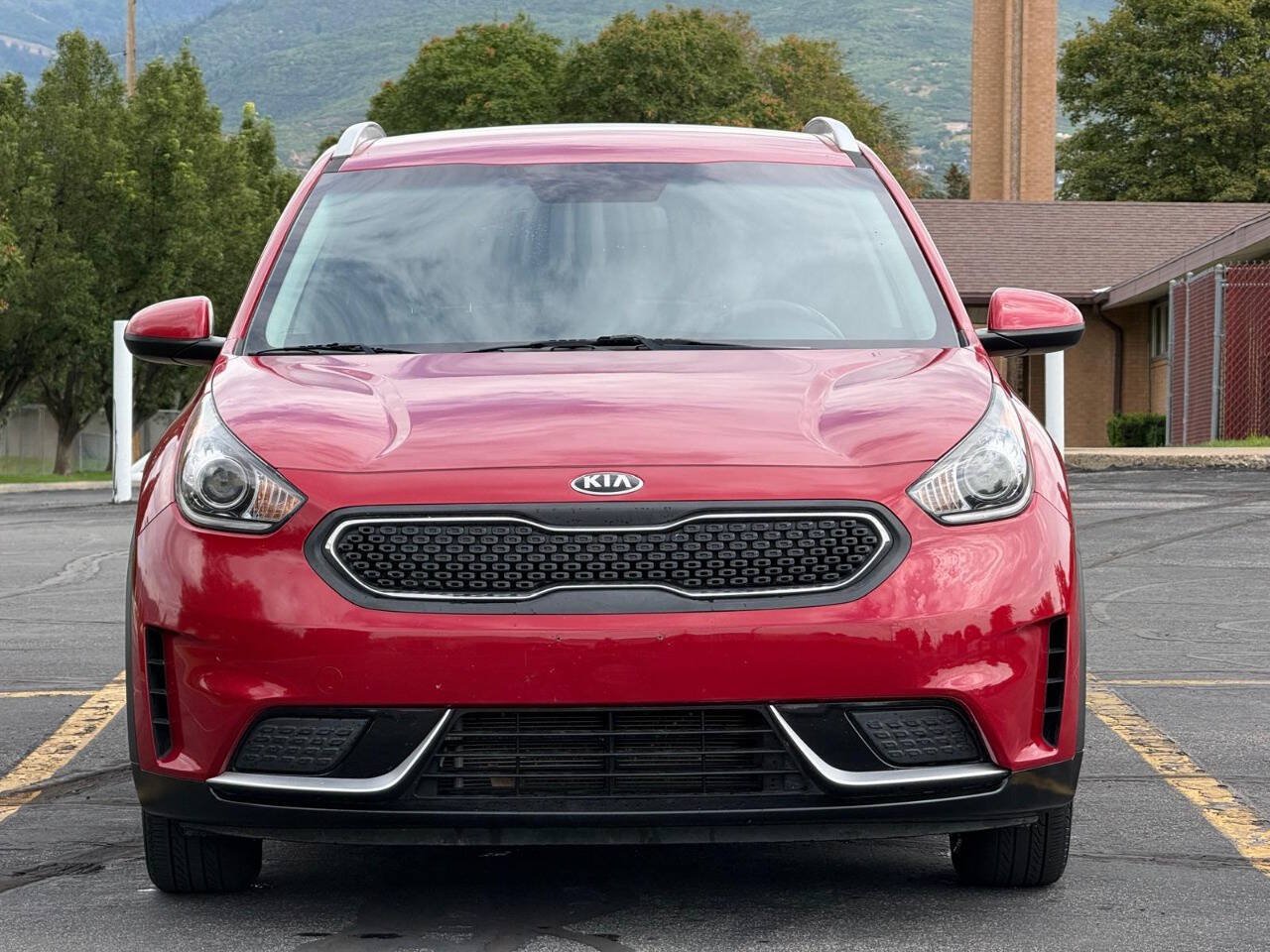 Used 2019 Kia Niro LX FWD image 8