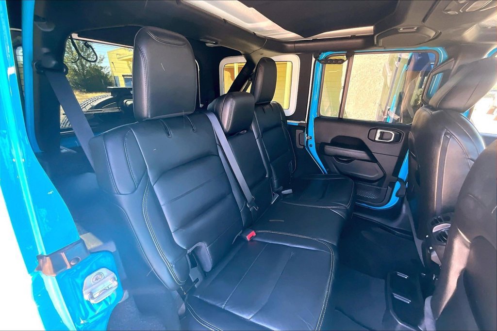 Used 2021 Jeep Wrangler Unlimited Sahara AWD/4WD image 20
