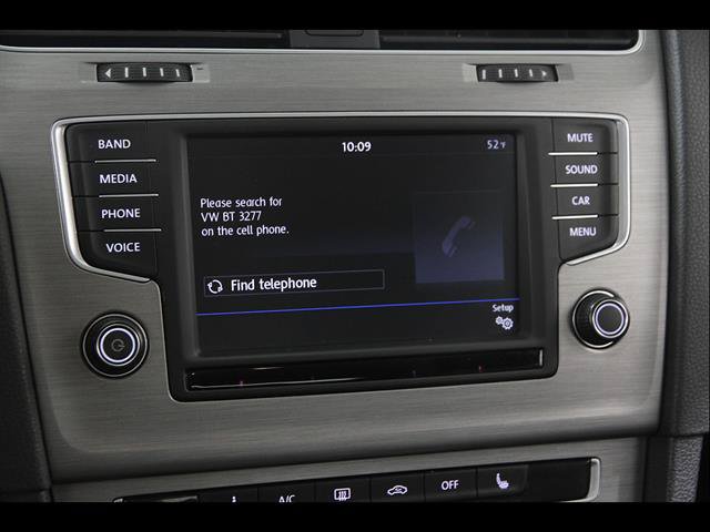 Used 2017 Volkswagen Golf Wolfsburg Edition FWD image 11