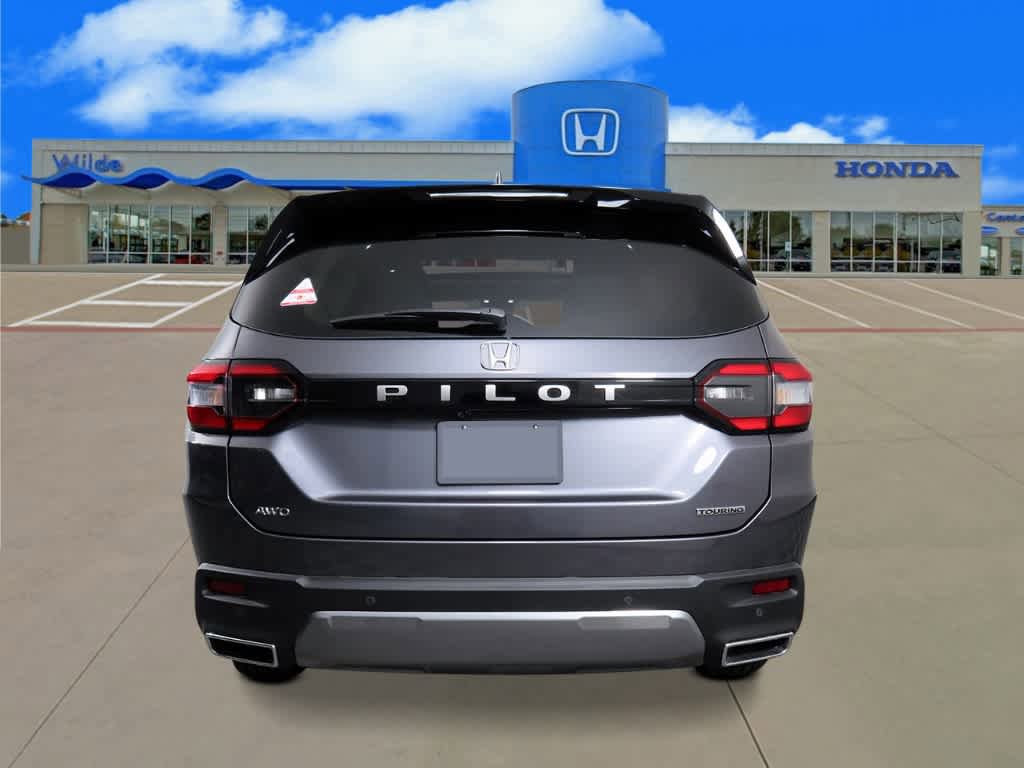 New 2026 Honda Pilot Touring image 4