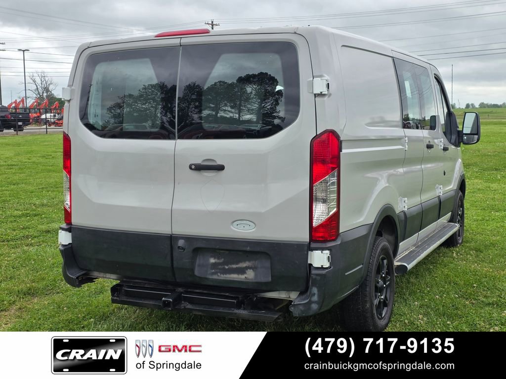 Used 2019 Ford Transit 250 130 Low Roof w/ Exterior Upgrade Package RWD image 8