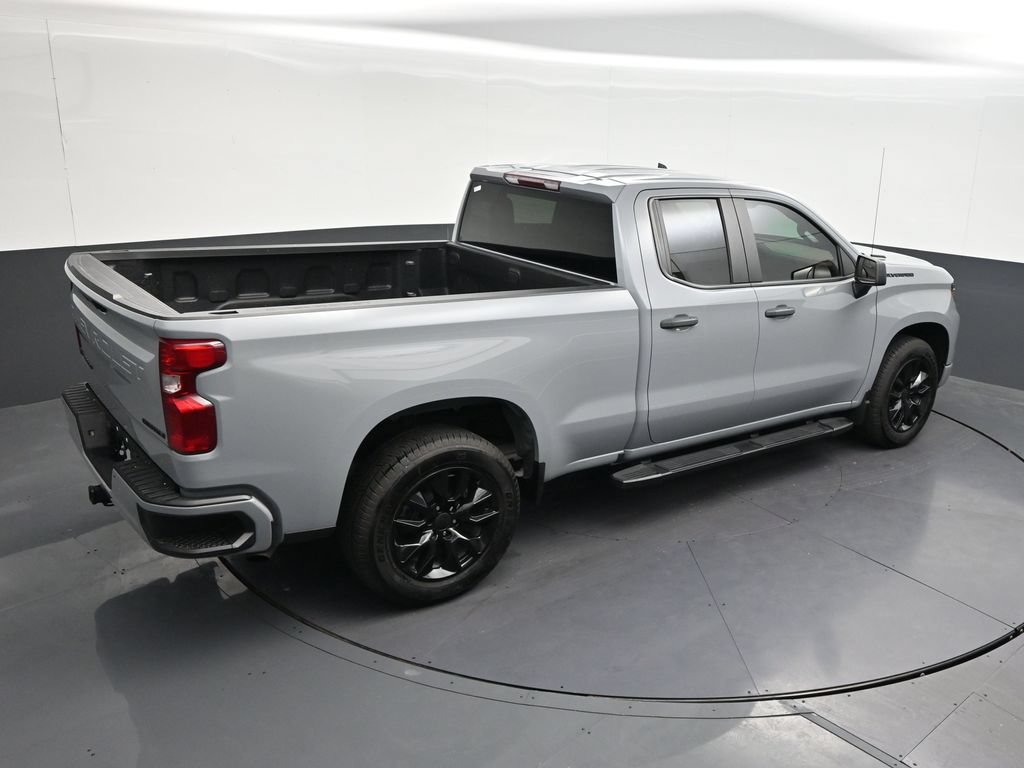 Used 2025 Chevrolet Silverado 1500 Custom RWD image 19
