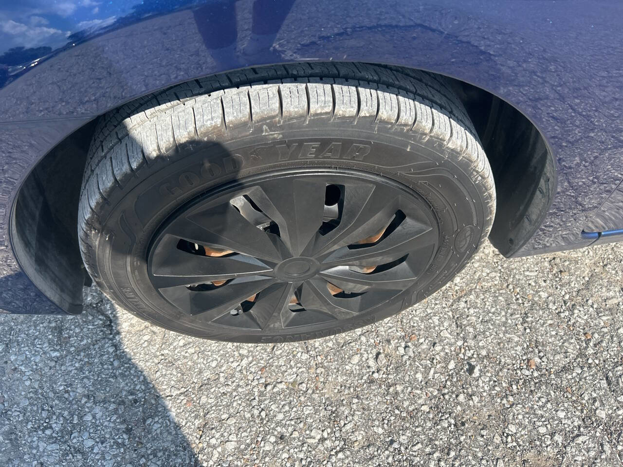 Used 2019 Nissan Sentra S image 9