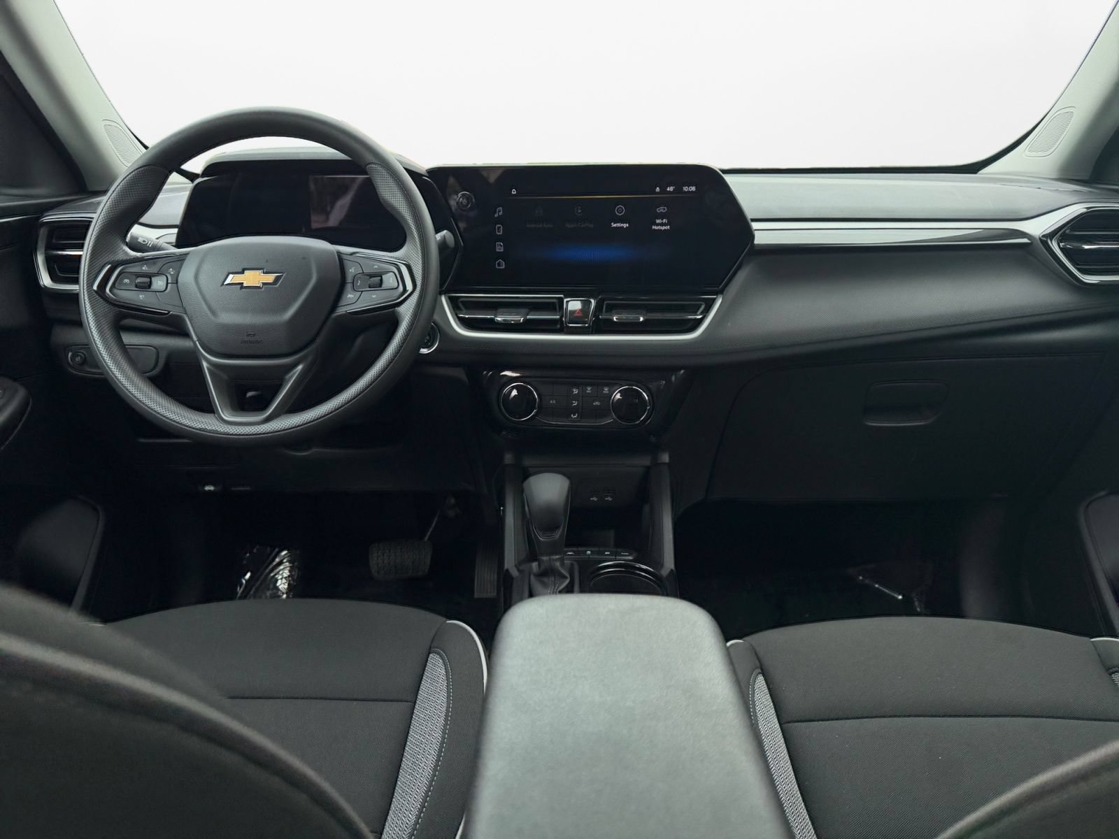 Used 2025 Chevrolet TrailBlazer LT AWD/4WD image 11
