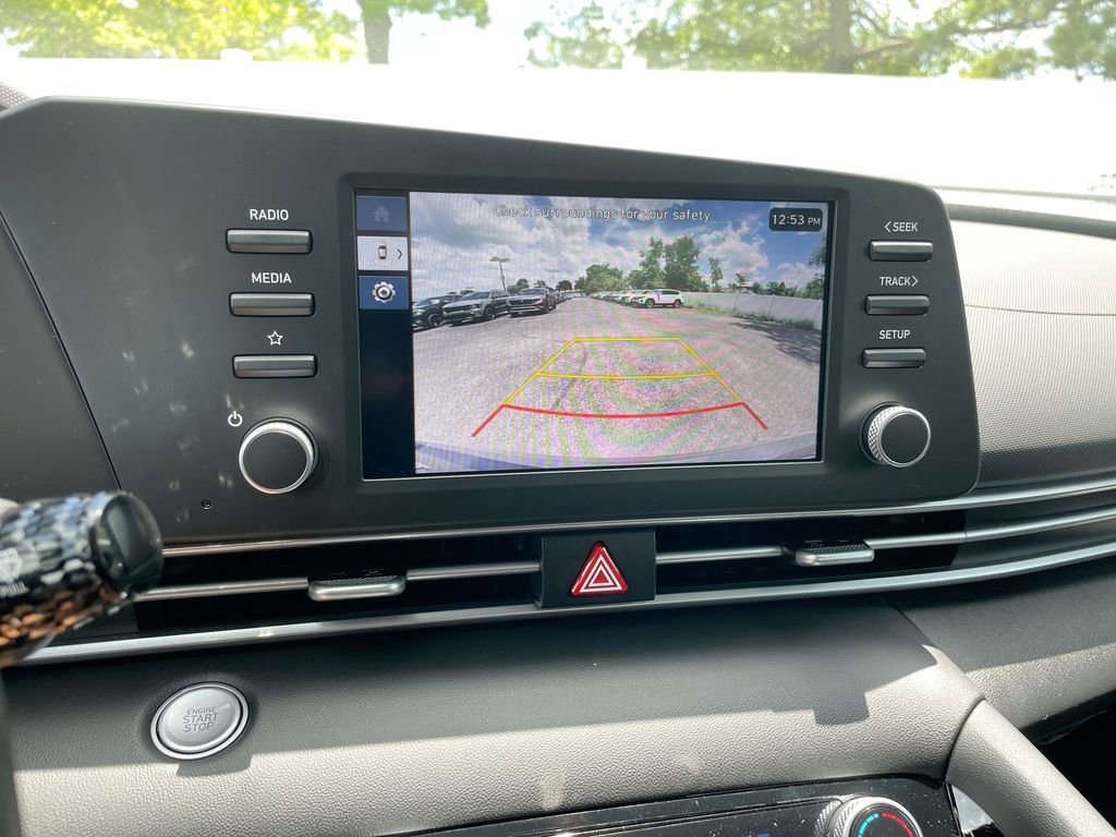 Certified 2025 Hyundai Elantra Hybrid FWD image 36