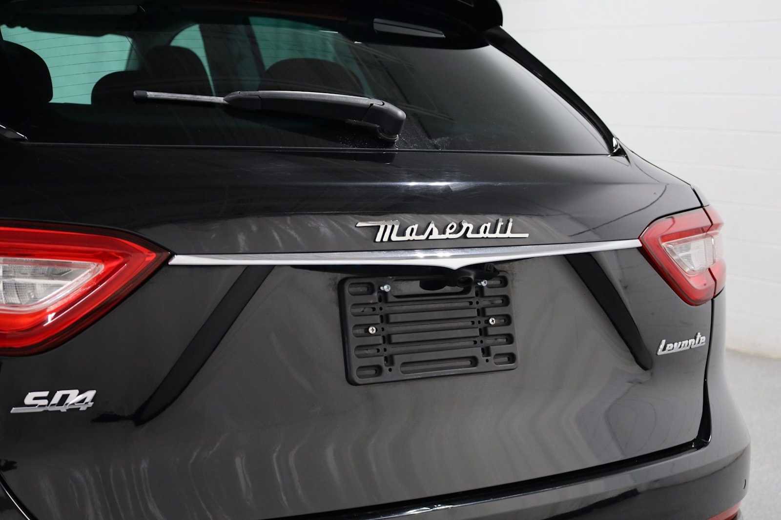 Used 2017 Maserati Levante S image 8