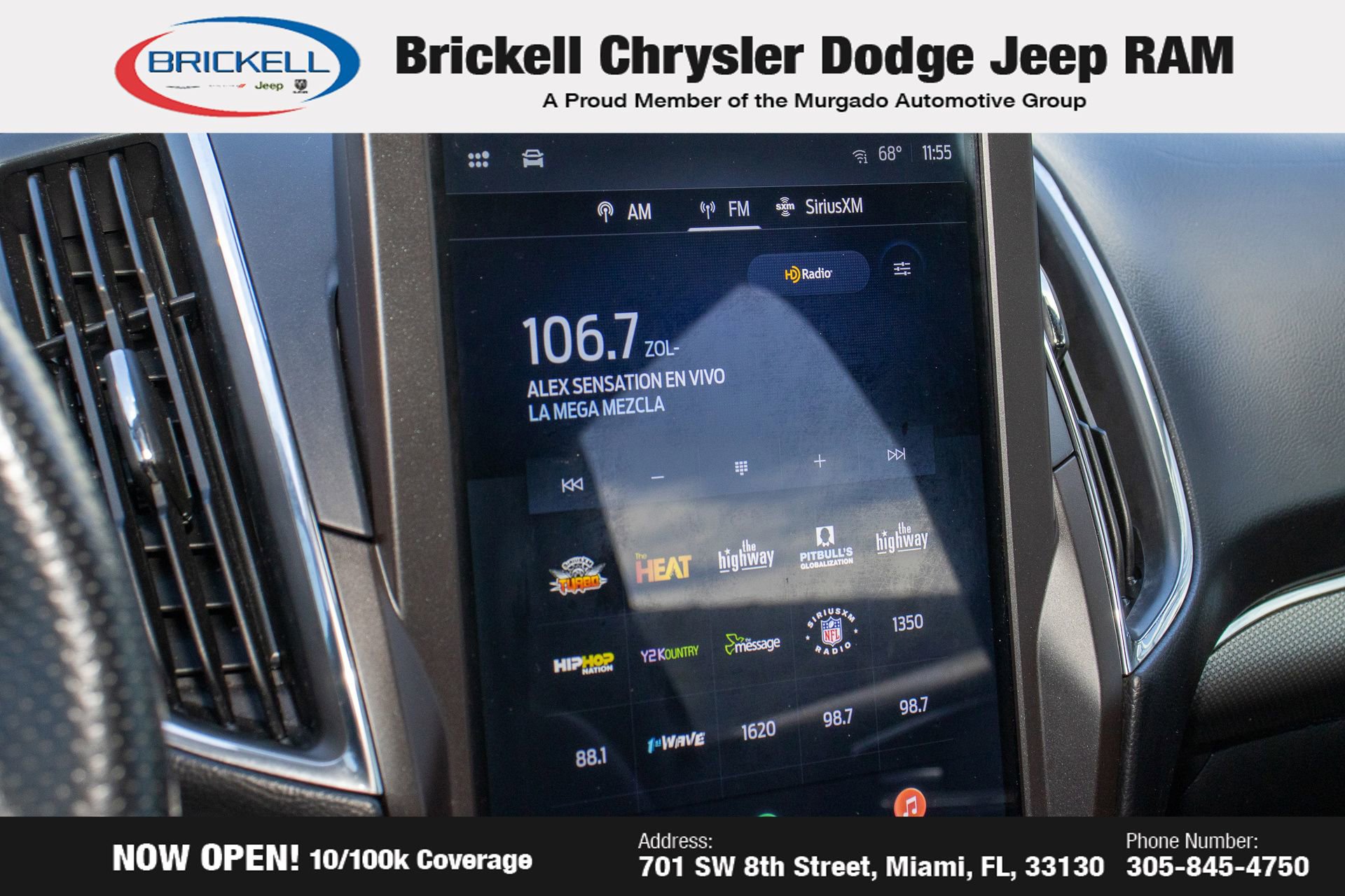 Used 2021 Ford Edge ST image 33