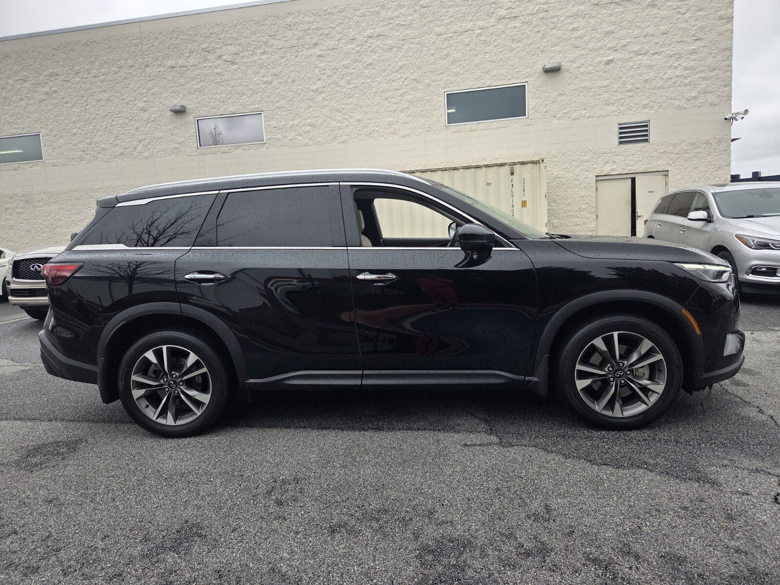 Used 2025 INFINITI QX60 Luxe w/ Vision Package AWD/4WD image 5