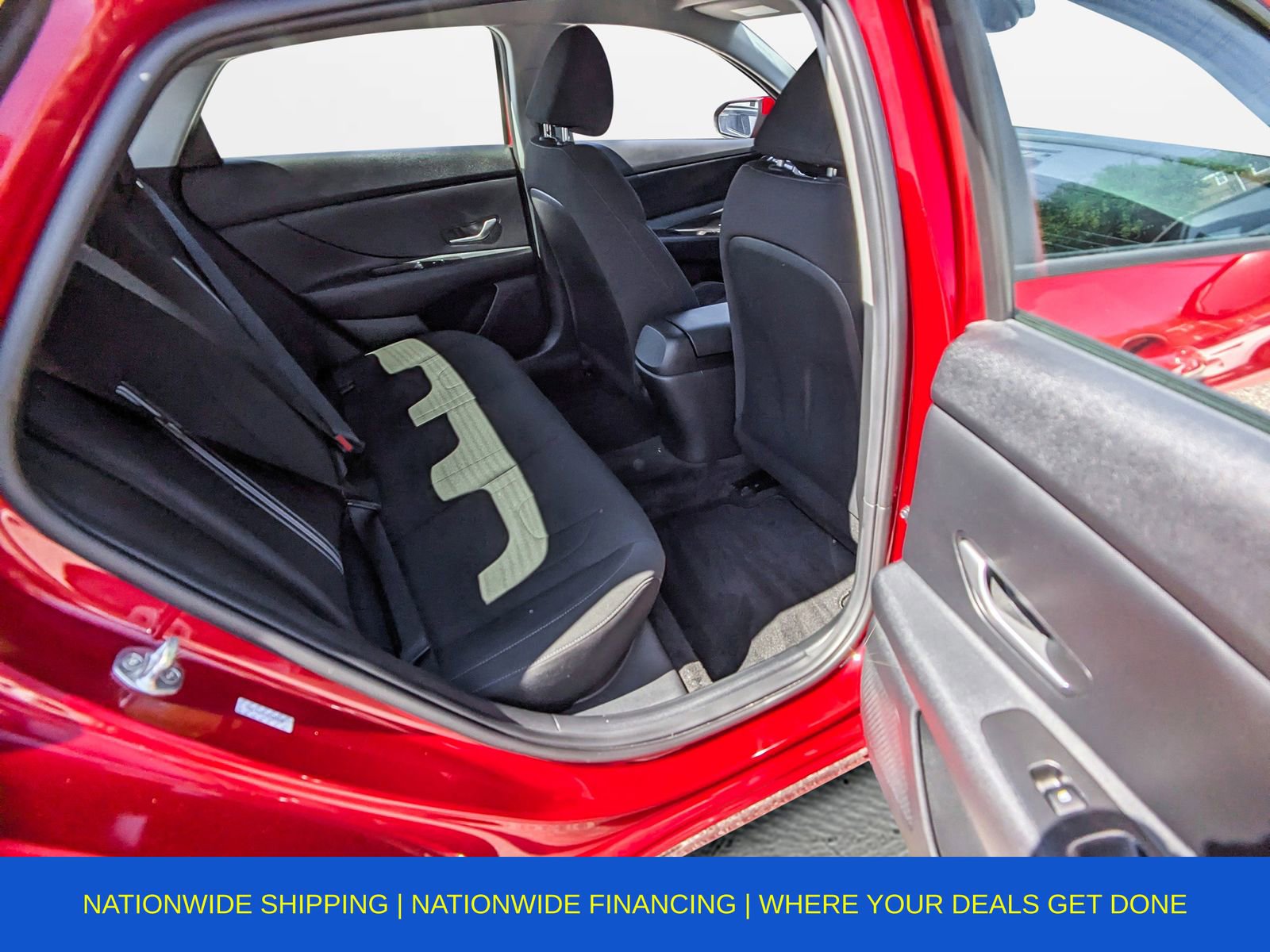 Used 2022 Hyundai Elantra SEL image 15