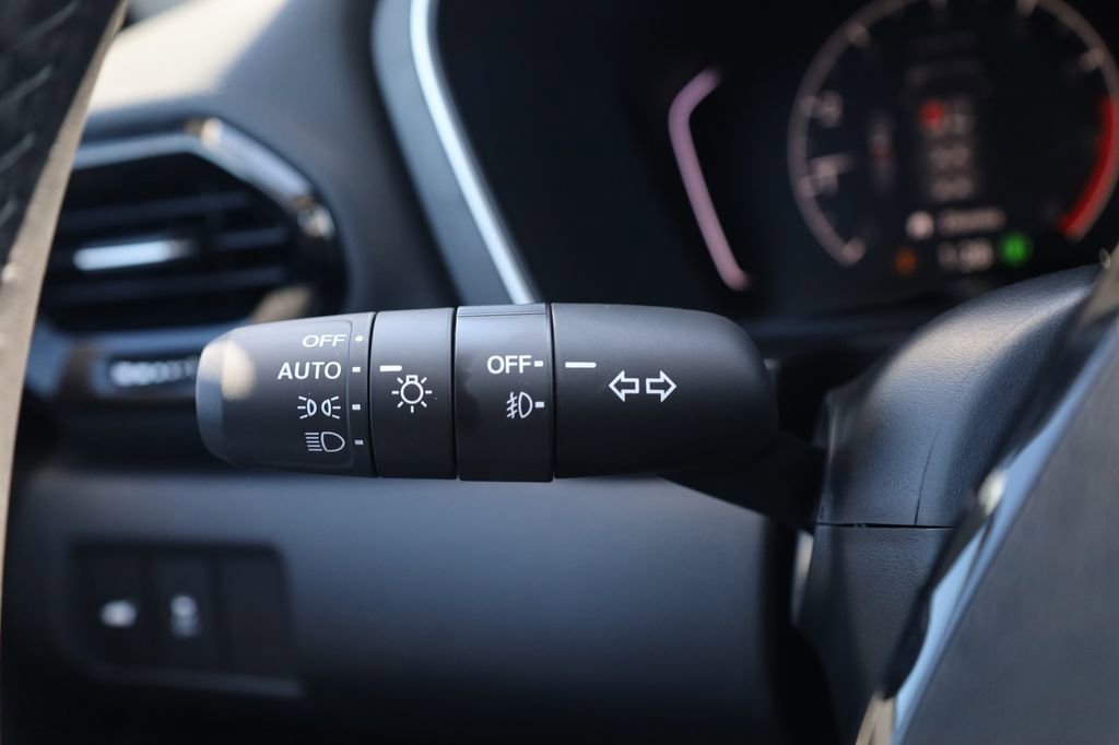 New 2025 Honda Pilot Touring image 16