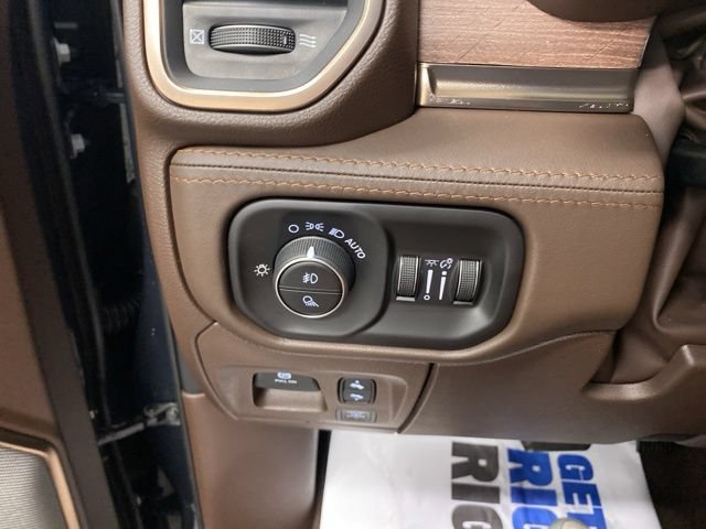 New 2026 RAM 1500 Limited AWD/4WD image 17