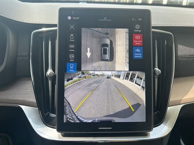 Certified 2025 Volvo XC90 B6 Plus AWD/4WD image 23