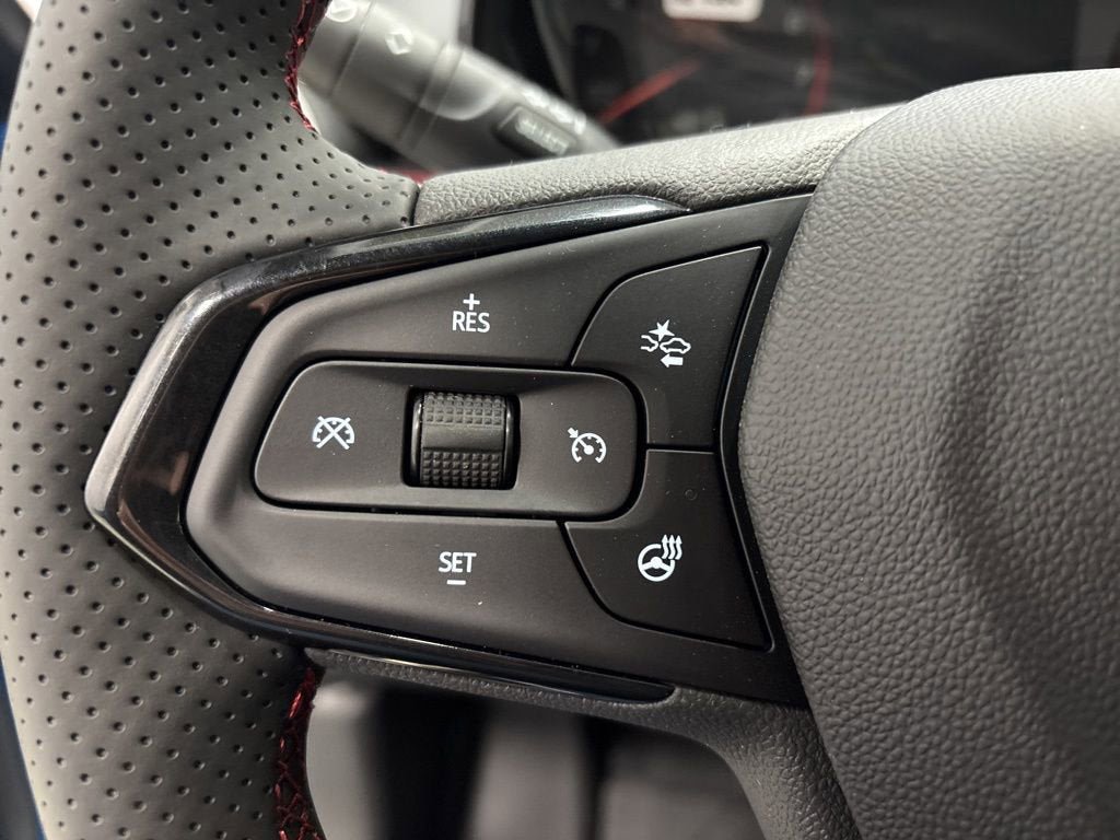 New 2026 Chevrolet Trax RS w/ Driver Confidence Package FWD image 24