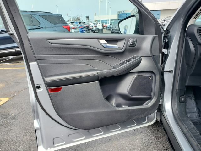 Used 2023 Ford Escape Active w/ Tech Pack #2 image 9