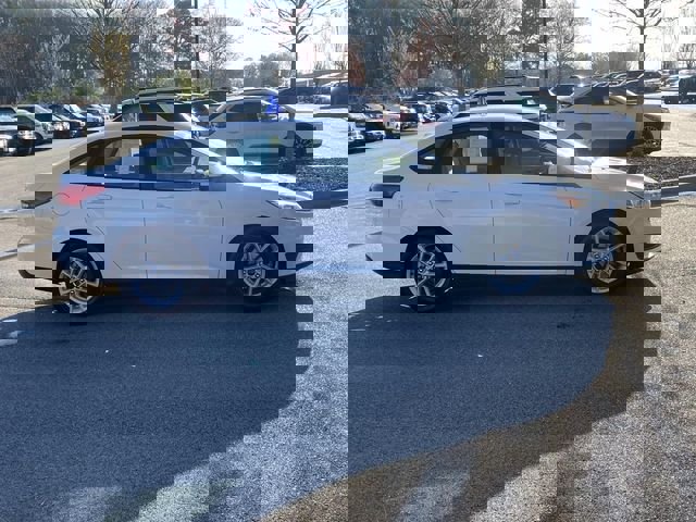 Certified 2018 Ford Focus SE video 2