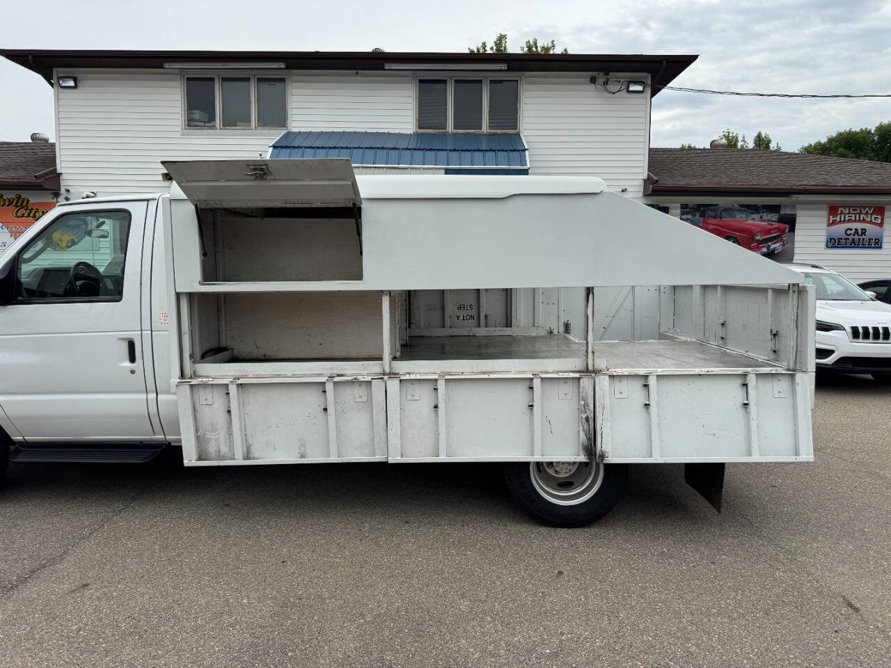 Used 2012 Ford E-450 and Econoline 450 Super Duty image 12